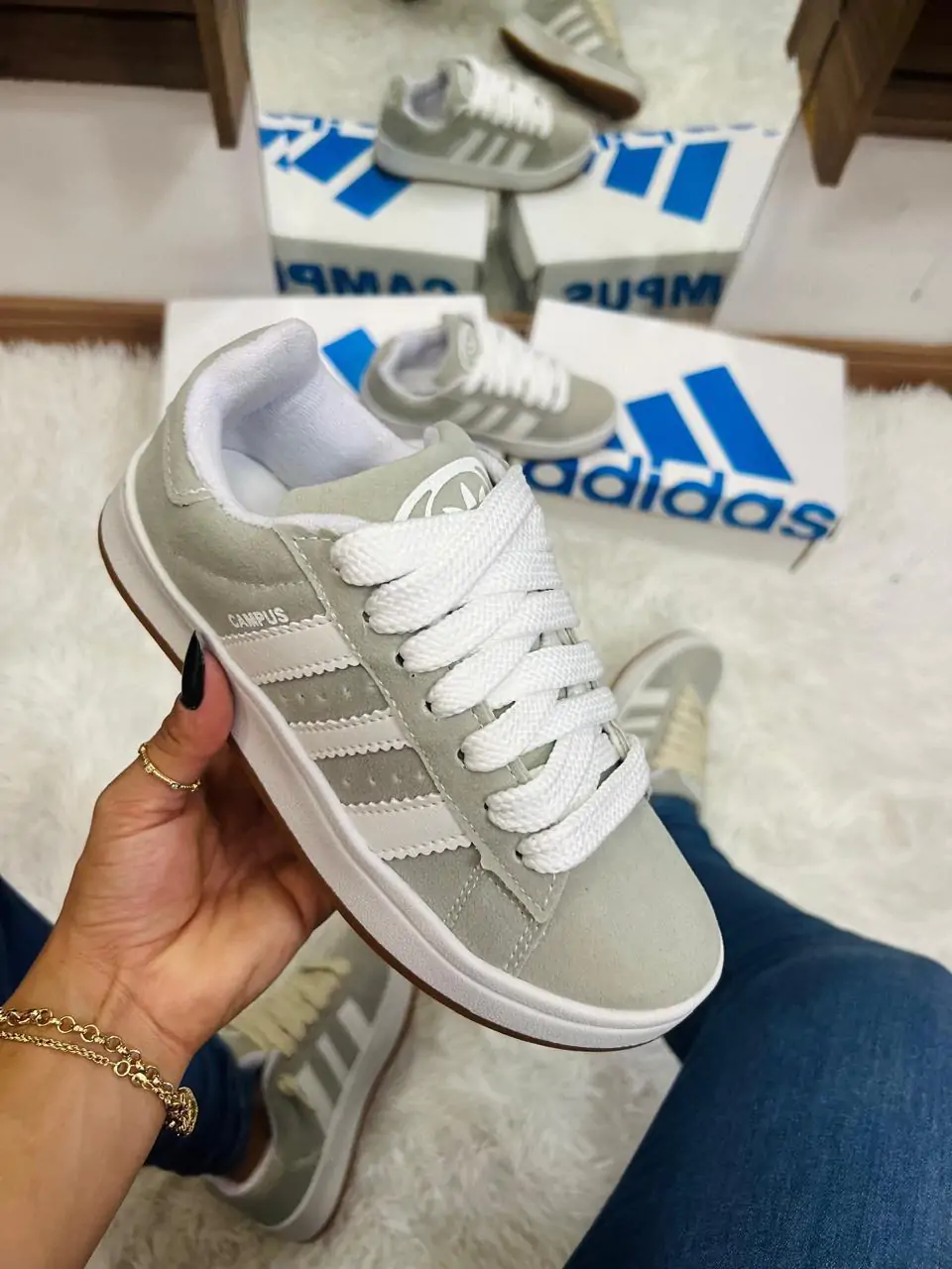 Tênis Adidas Campus – Preço por Caixa com 12 Pares da Mesma Cor - Imagem 2